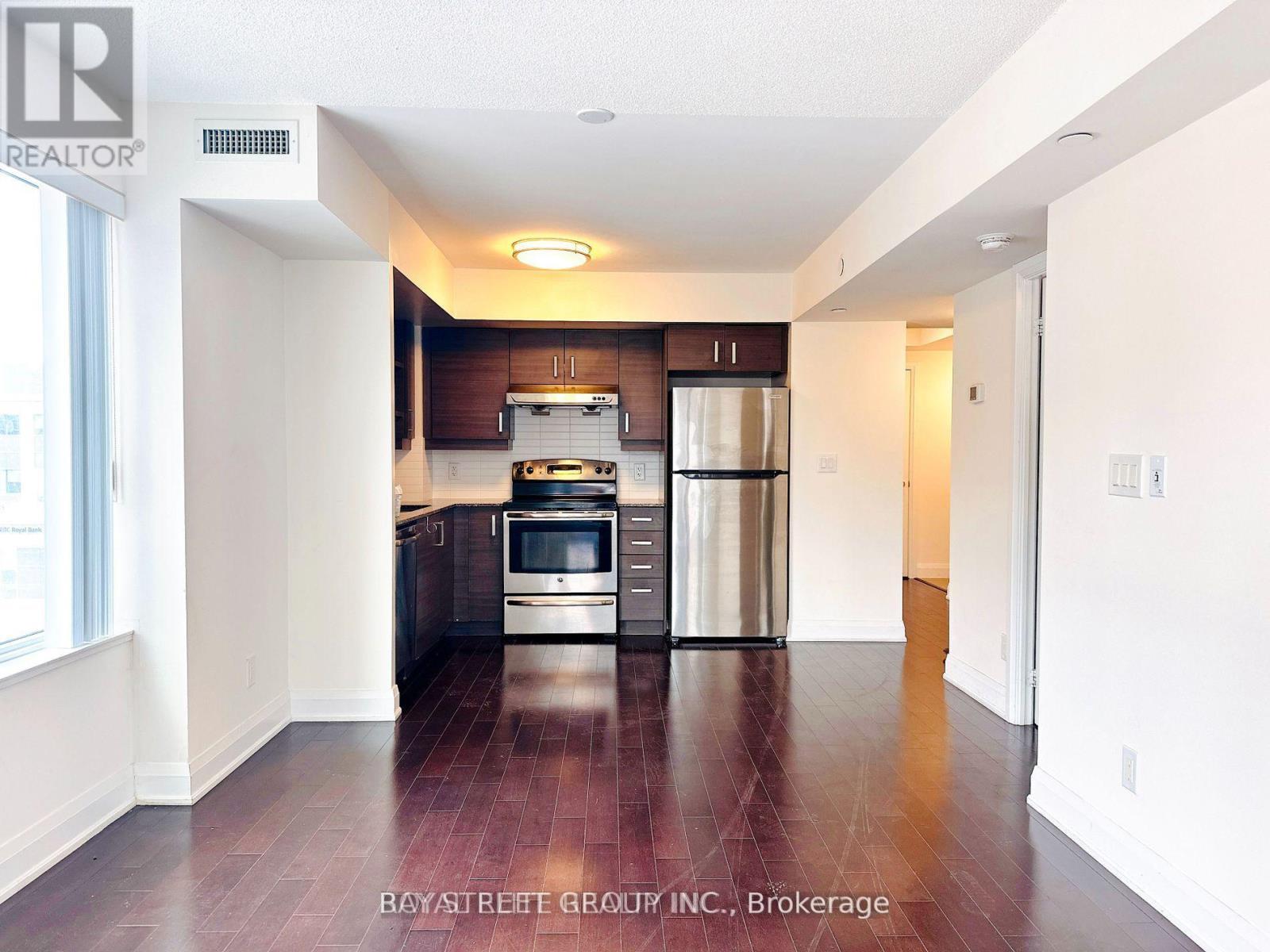 509 - 8200 Birchmount Road E, Markham, ON - Indoor Photo Showing Kitchen