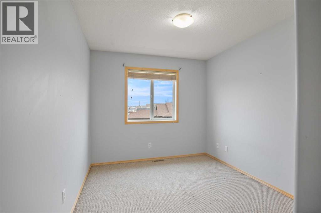 1 Ivey Close, Red Deer, AB - Indoor Photo Showing Other Room