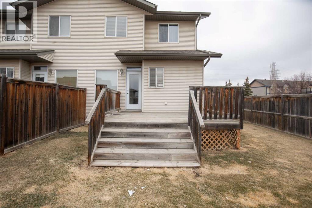 1 Ivey Close, Red Deer, AB - Outdoor With Exterior