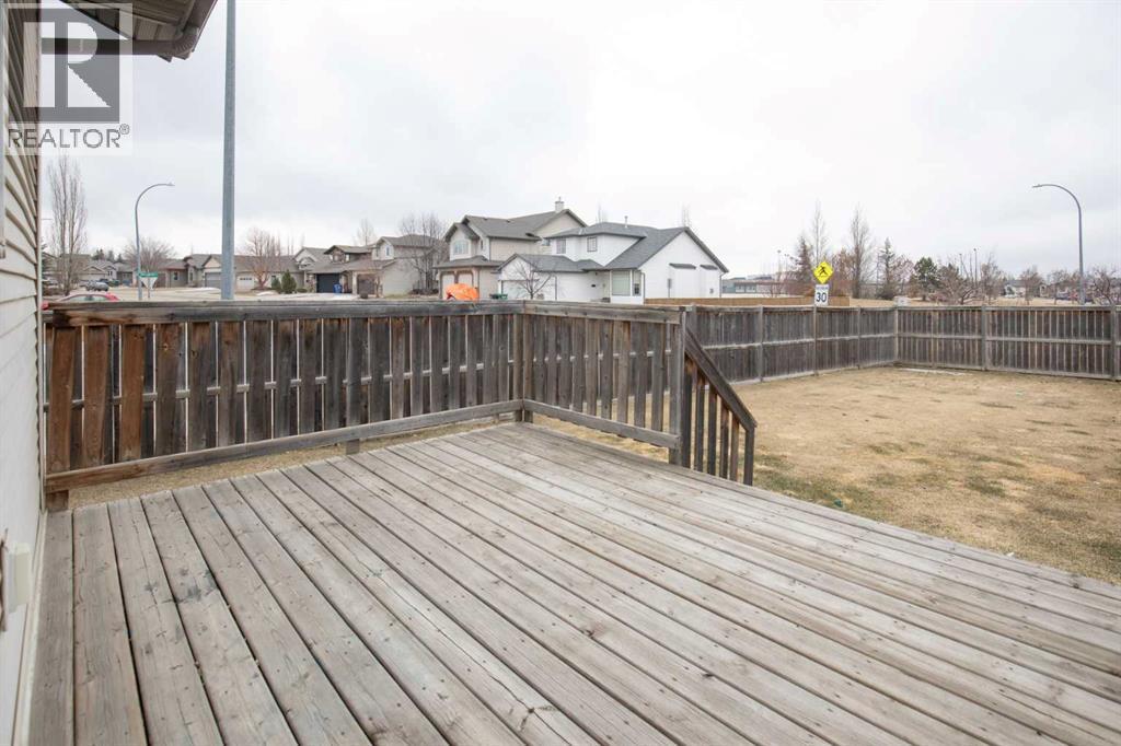 1 Ivey Close, Red Deer, AB - Outdoor With Exterior