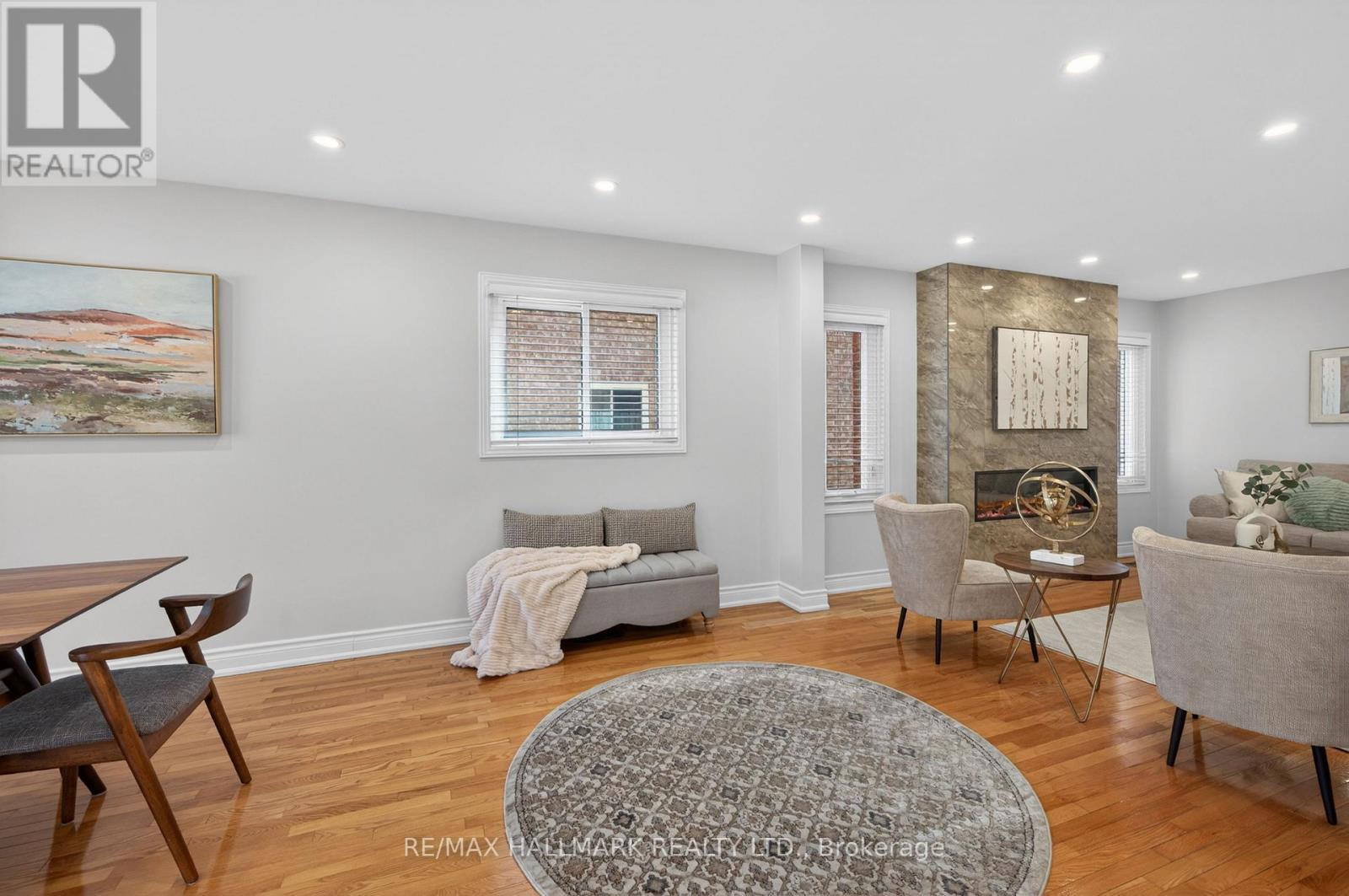 5733 Tayside Crescent, Mississauga, ON - Indoor