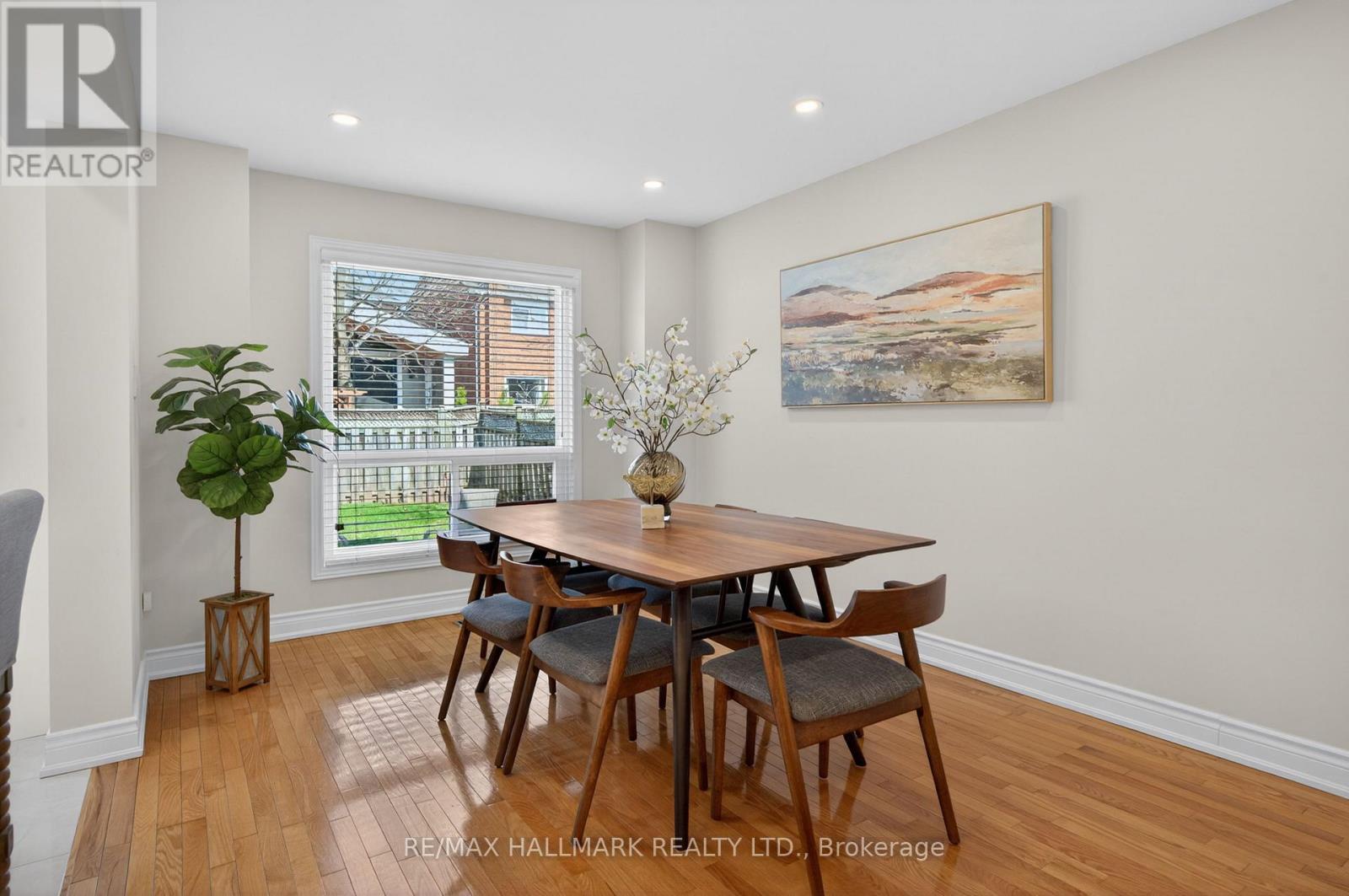 5733 Tayside Crescent, Mississauga, ON - Indoor Photo Showing Dining Room