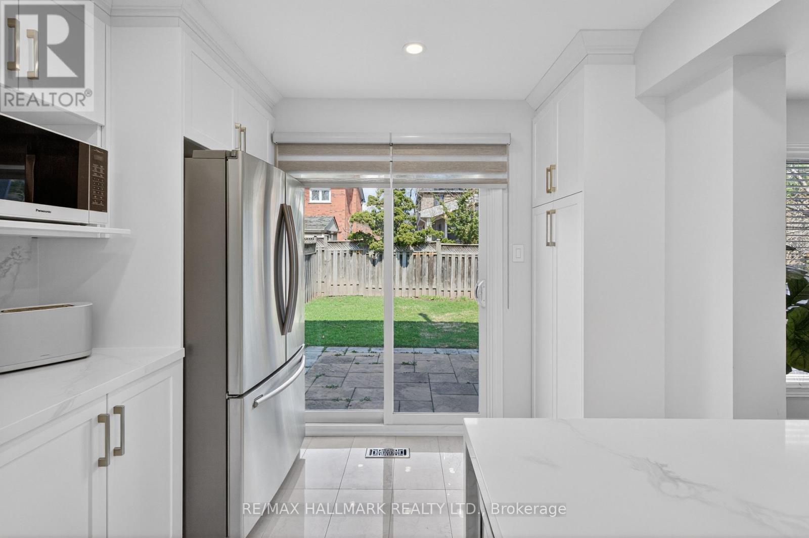 5733 Tayside Crescent, Mississauga, ON - Indoor