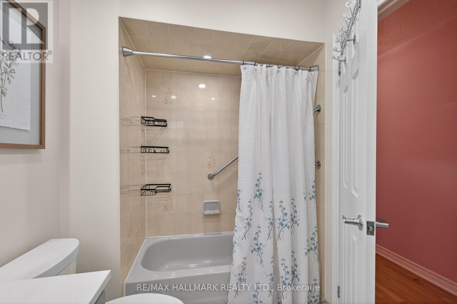 5733 Tayside Crescent, Mississauga, ON - Indoor Photo Showing Bathroom
