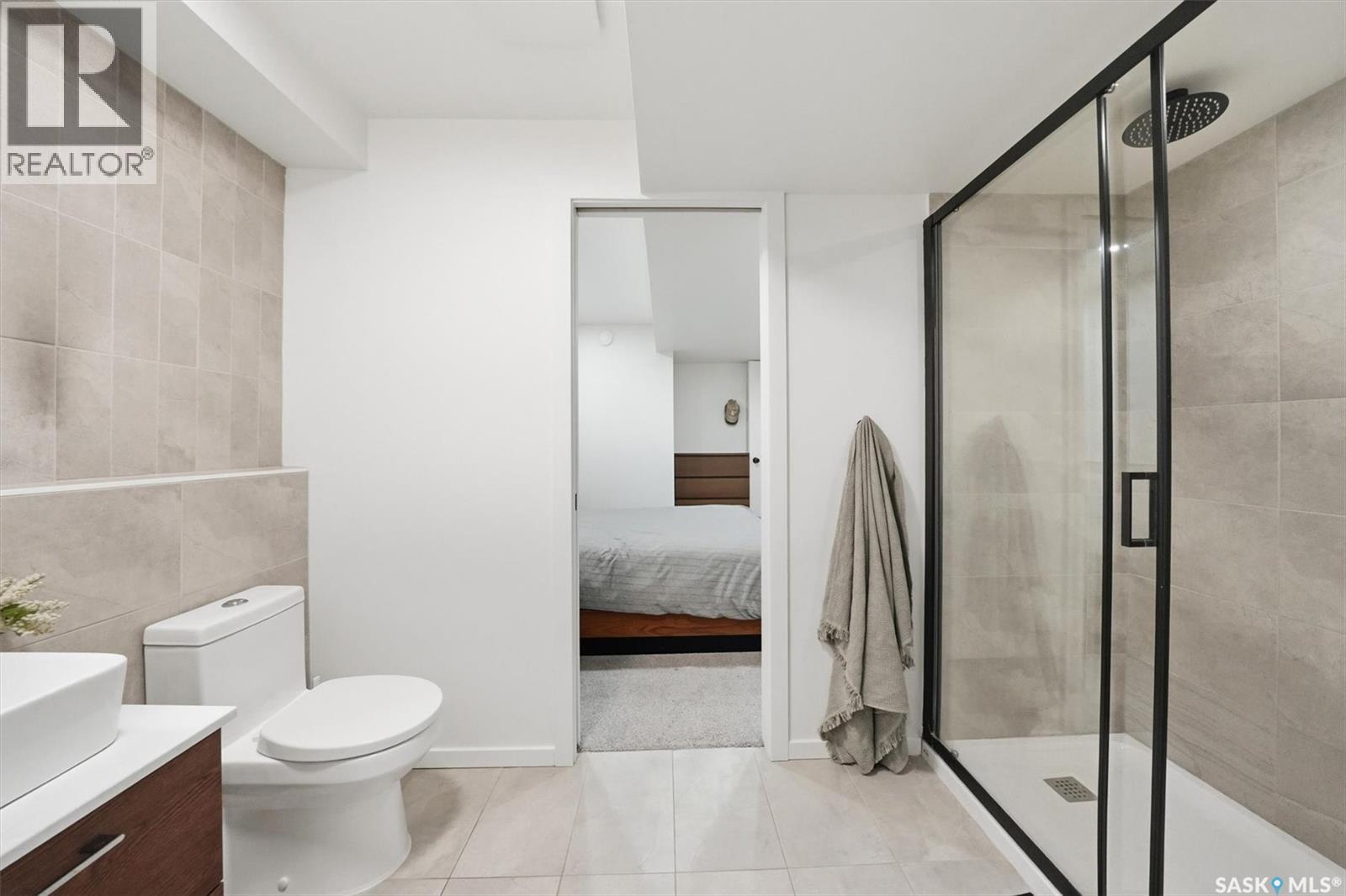 3610 Balfour Court, Saskatoon, SK - Indoor Photo Showing Bathroom