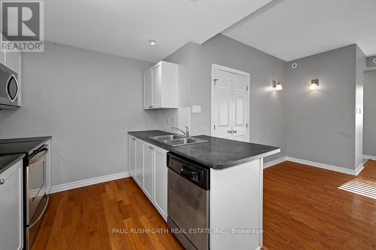 Kitchen - G - 1119 Stittsville Main Street, Ottawa, ON - Indoor Photo Showing Kitchen With Double Sink