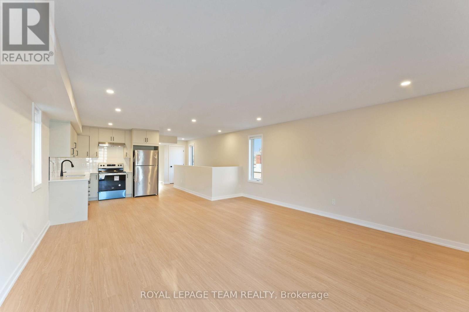 90 Elm Street, Ottawa, ON - Indoor