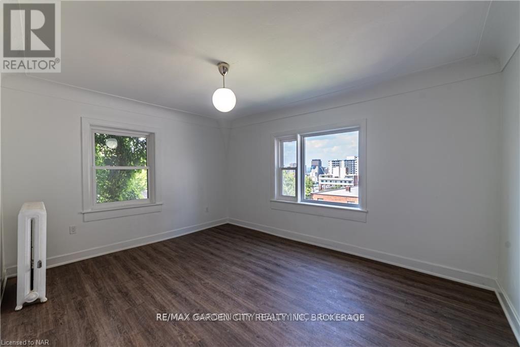 68 Arkledun Avenue, Hamilton (Corktown), ON - Indoor Photo Showing Other Room