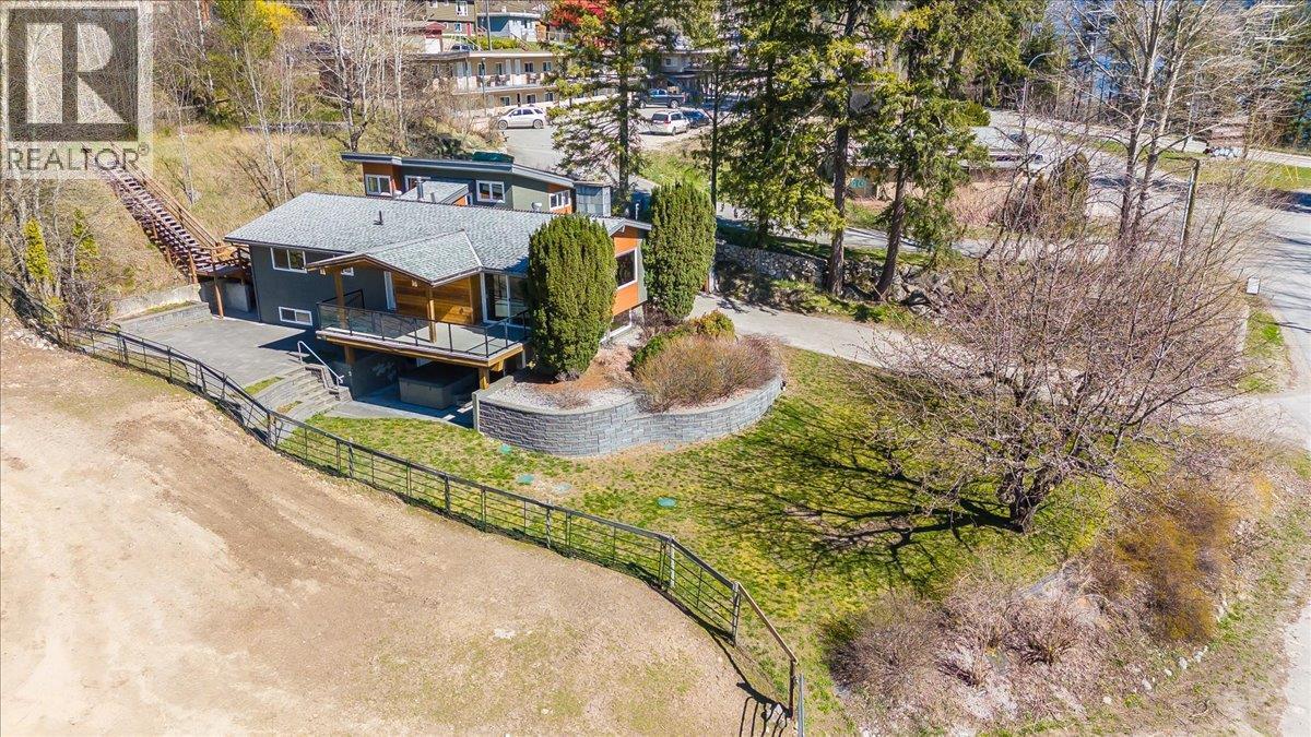 633 Jorgensen Road, Nelson, BC - Outdoor
