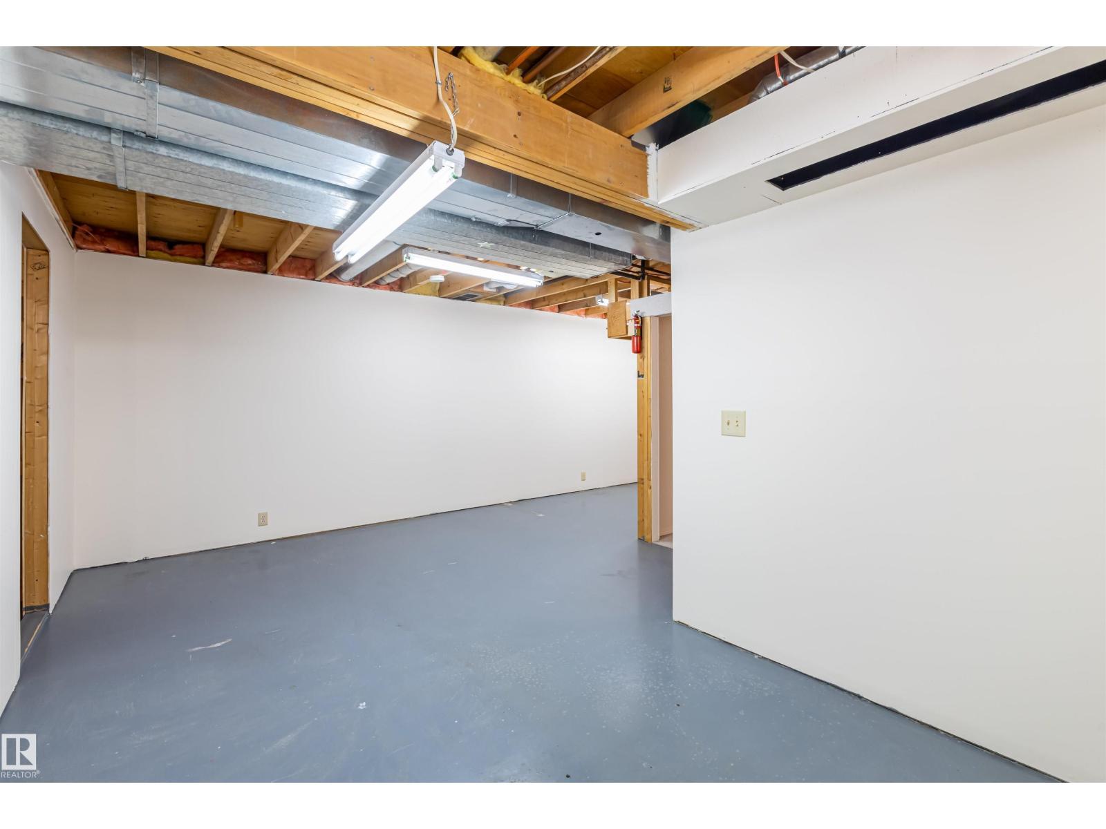 108 Forest Gv, St. Albert, AB - Indoor Photo Showing Basement