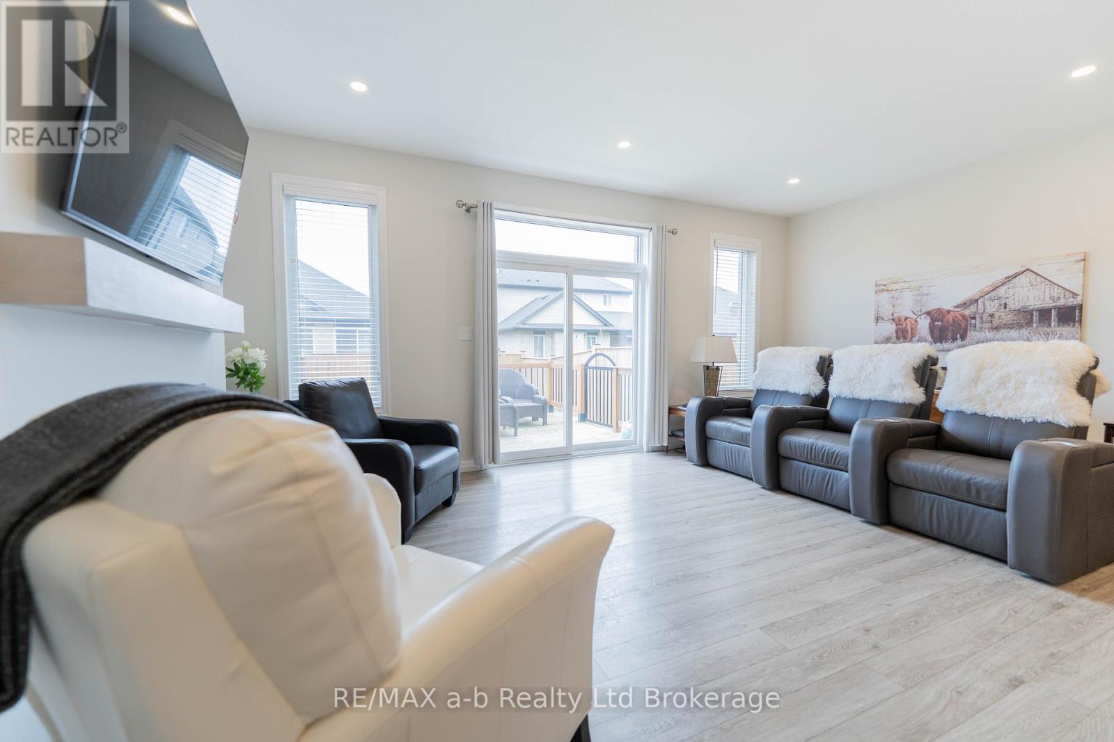 Patio Doors to Deck - 19 Huntley Avenue, Tillsonburg, ON - Indoor Photo Showing Living Room