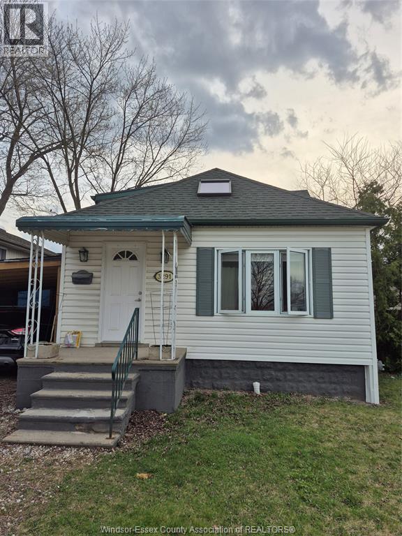3291 Riberdy, Windsor, ON - Outdoor