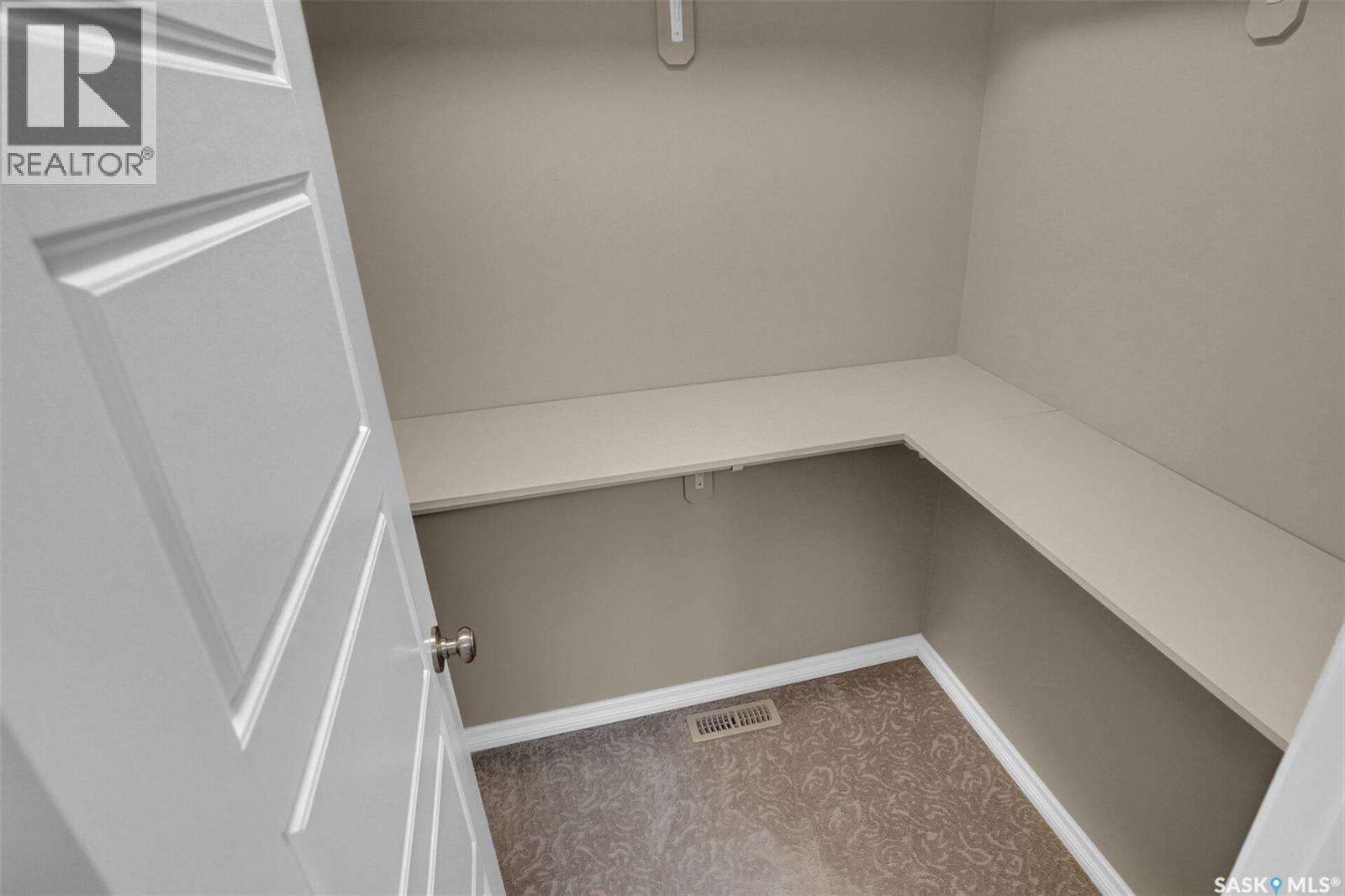 124 3229 Elgaard Drive, Regina, SK - Indoor