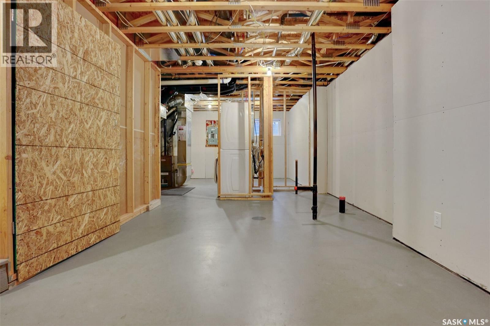 124 3229 Elgaard Drive, Regina, SK - Indoor Photo Showing Basement