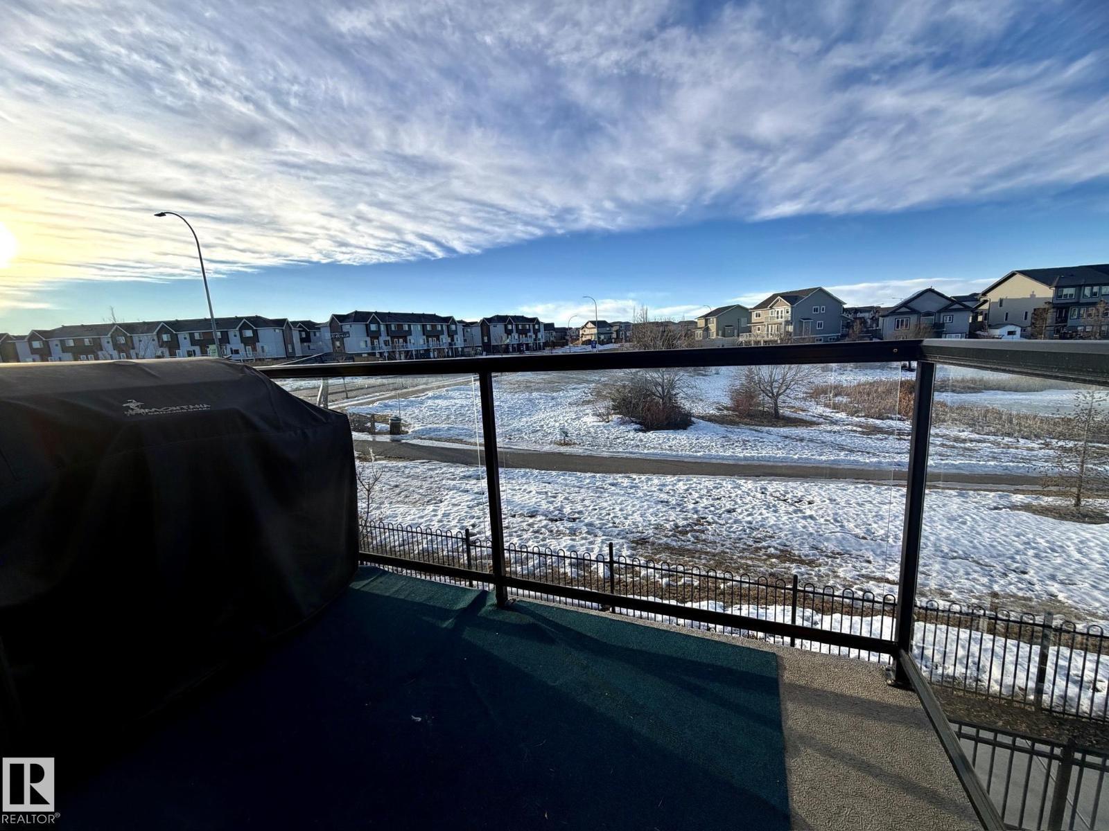 #2 1010 Rabbit Hill Rd Sw, Edmonton, AB - Outdoor With View