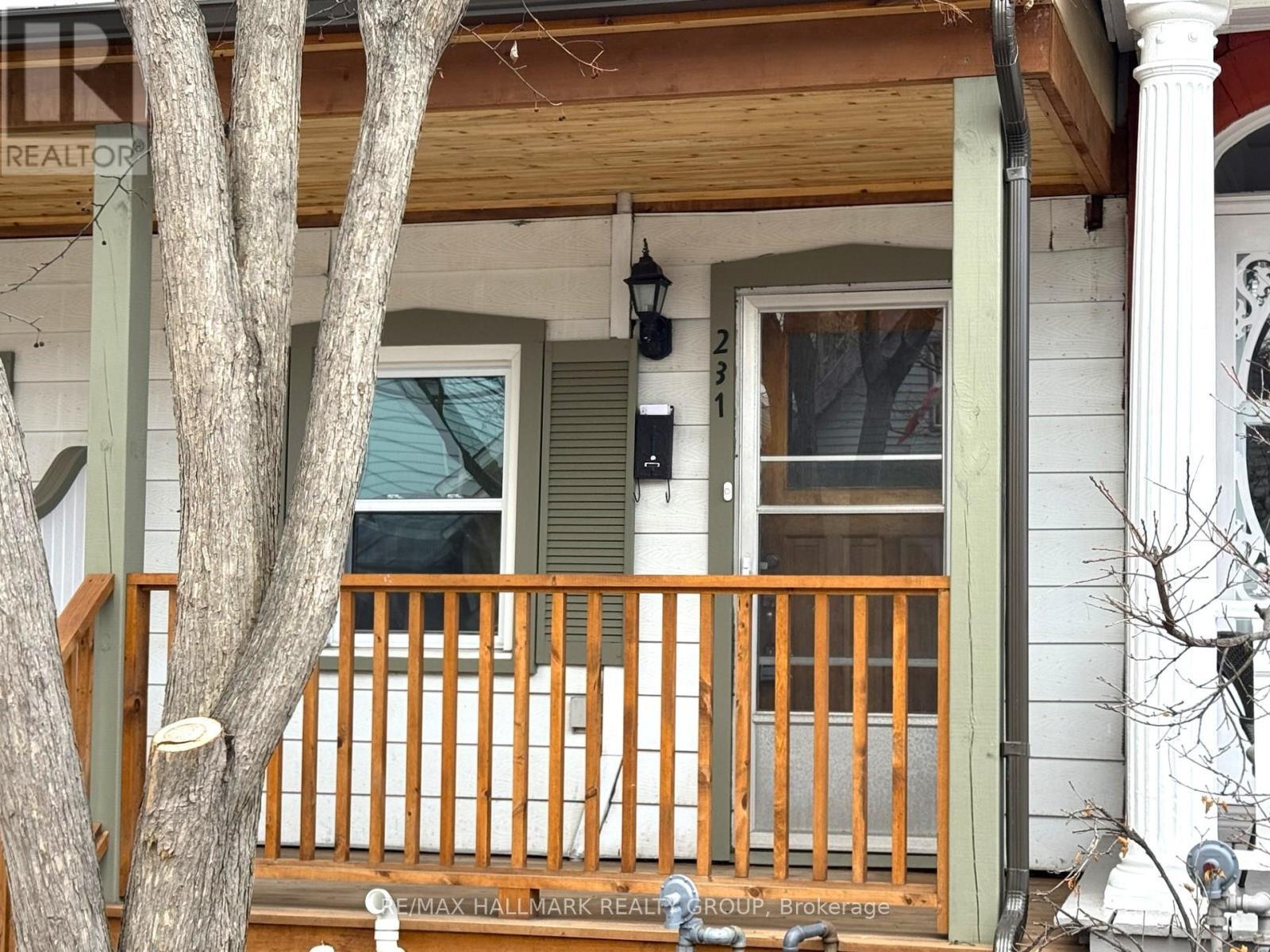 231 St Andrew Street, Ottawa, ON - With Exterior