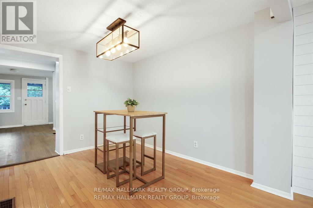 231 St Andrew Street, Ottawa, ON - Indoor Photo Showing Other Room