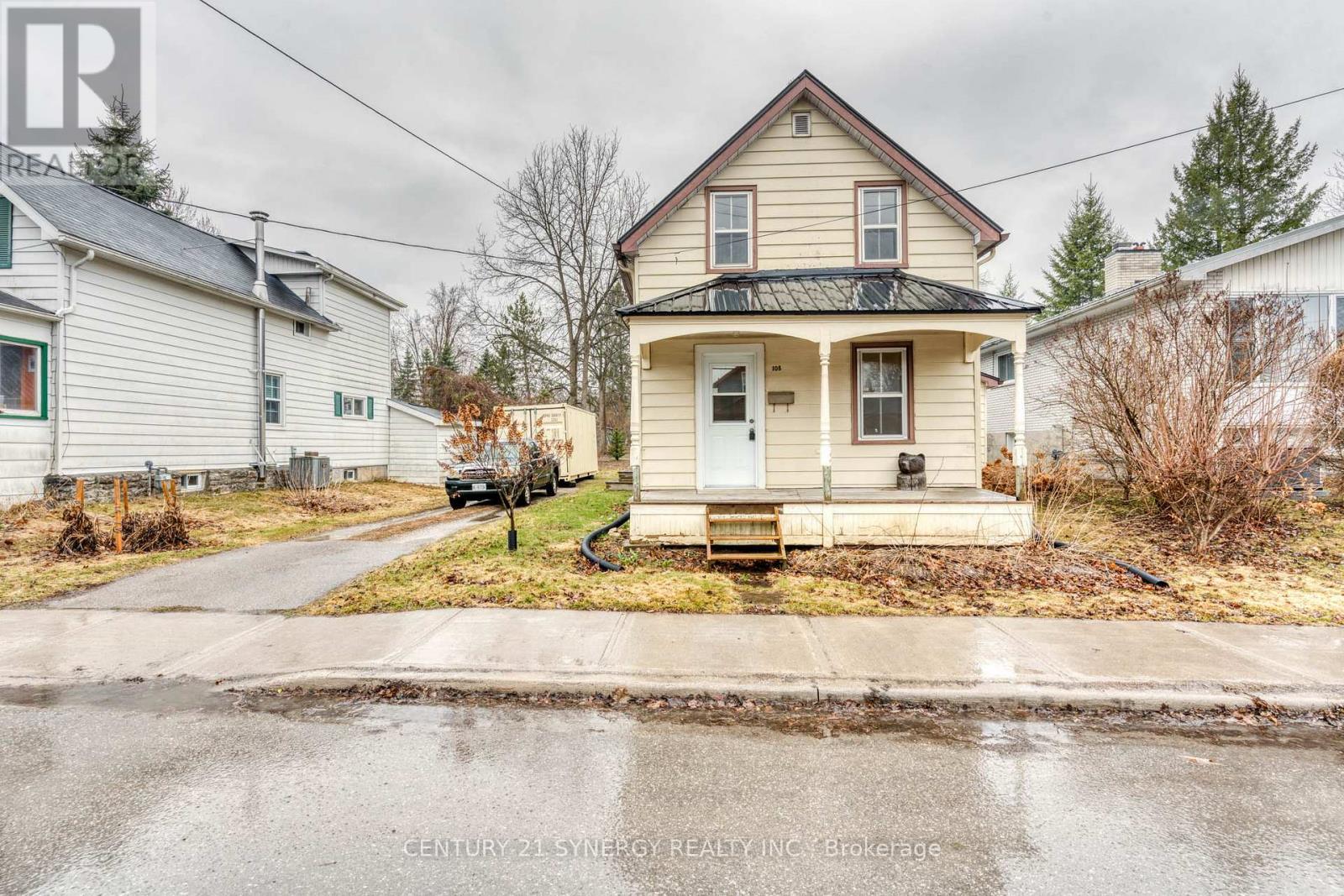 108 Beckwith Street E, Perth, ON - Outdoor With Deck Patio Veranda