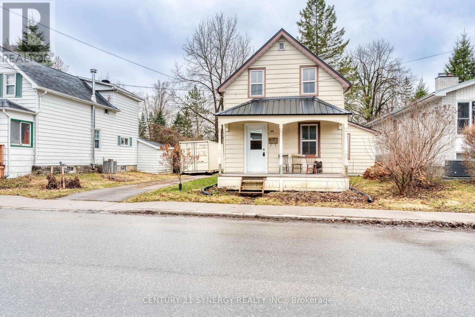 108 Beckwith Street E, Perth, ON - Outdoor With Deck Patio Veranda