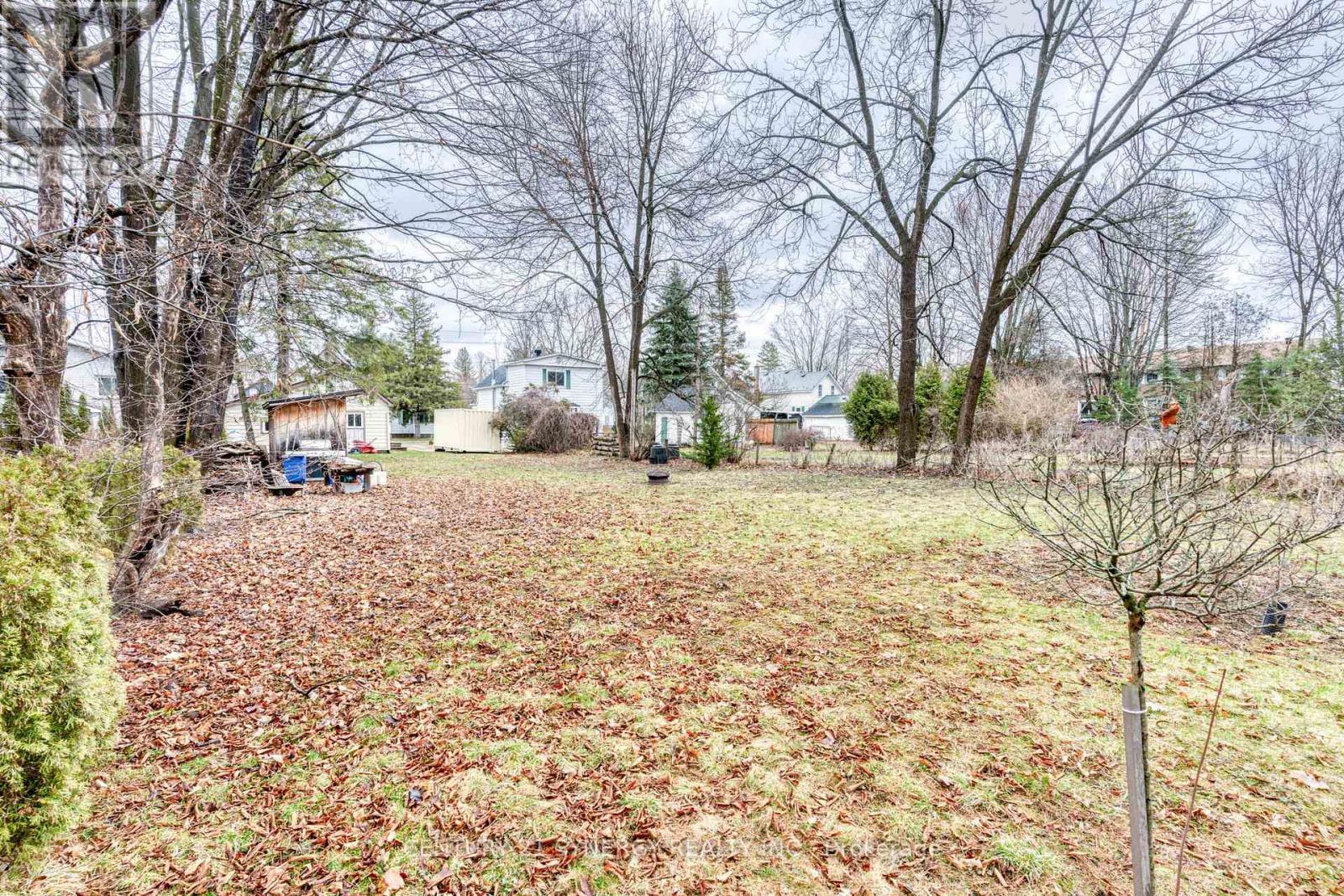 108 Beckwith Street E, Perth, ON - Outdoor