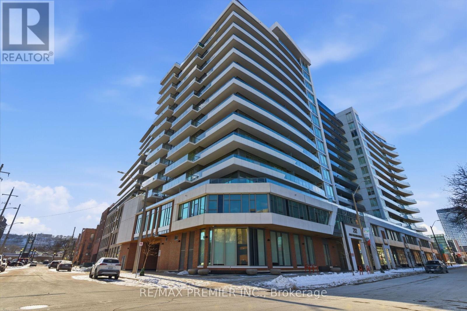 914 - 212 King William Street, Hamilton, ON - Outdoor With Facade