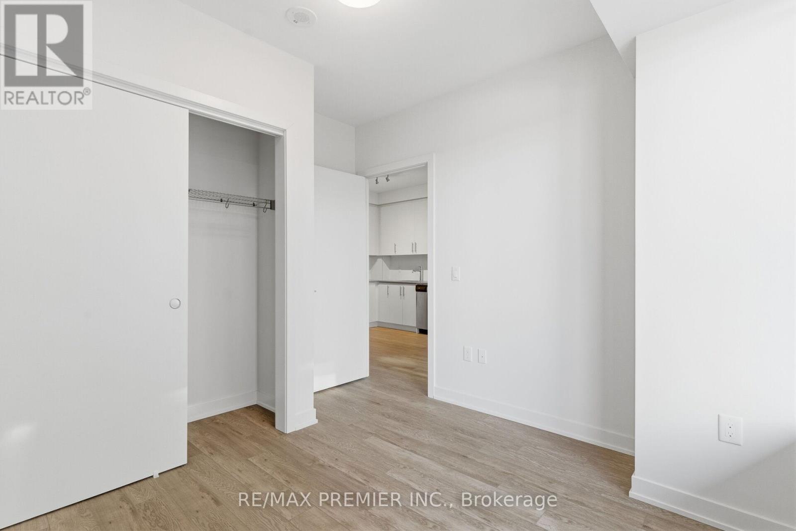 914 - 212 King William Street, Hamilton, ON - Indoor Photo Showing Other Room