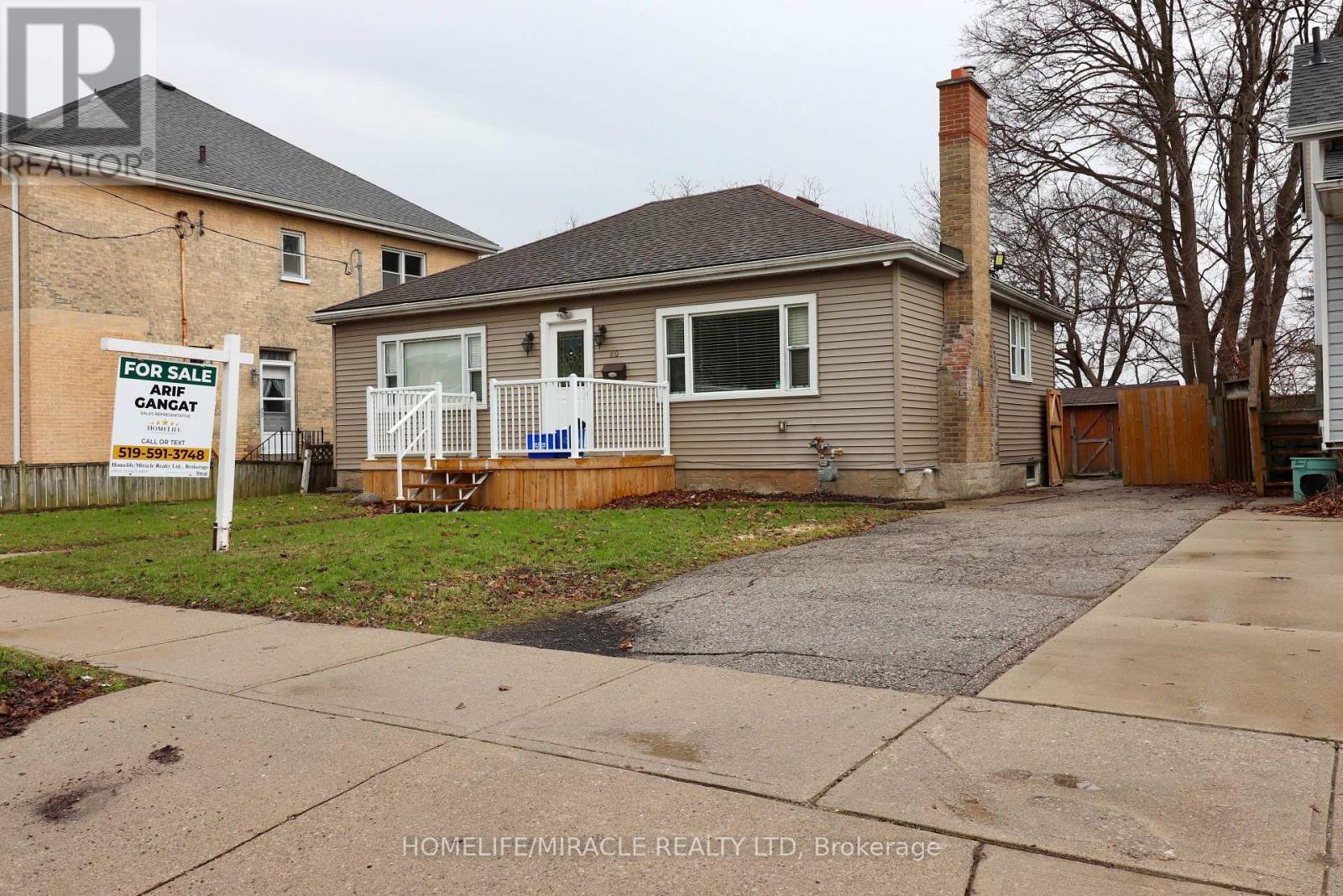 80 Roseview Avenue, Cambridge, ON - Outdoor