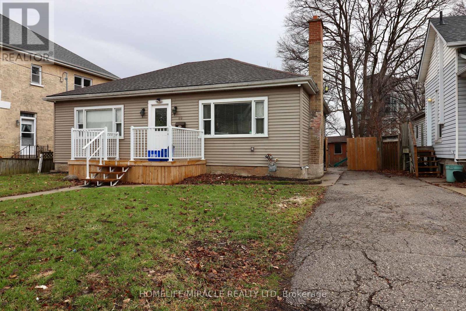80 Roseview Avenue, Cambridge, ON - Outdoor