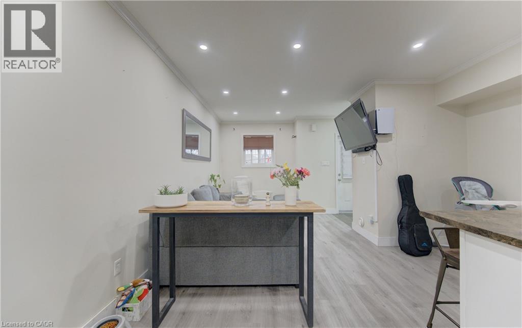 50 Howe Drive W Unit# 4D, Kitchener, ON - Indoor
