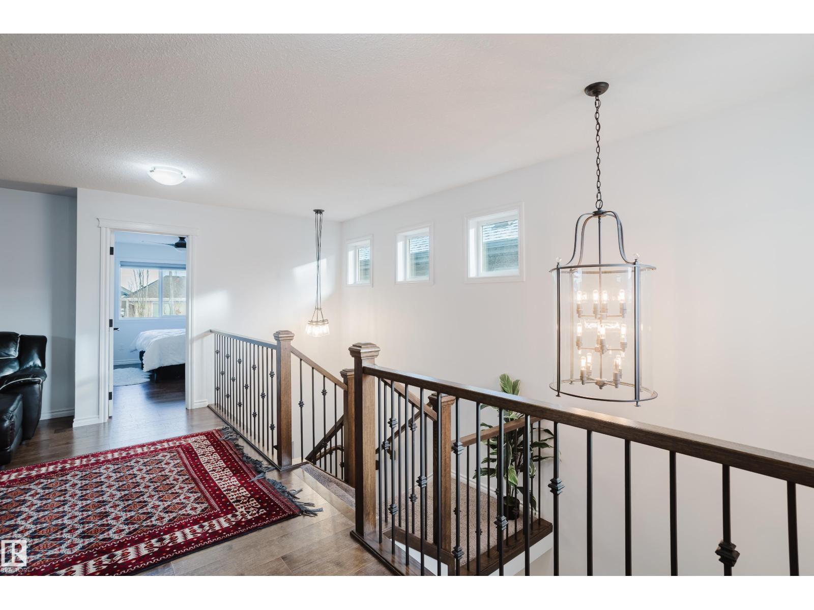 17539 61 St Nw, Edmonton, AB - Indoor Photo Showing Other Room