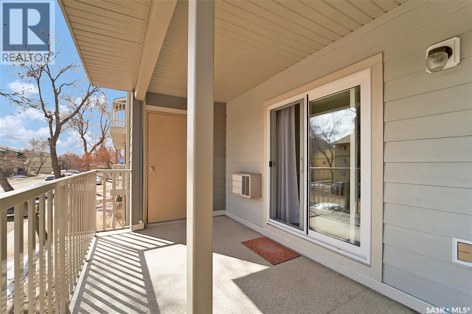 202B 1121 Mckercher Drive, Saskatoon, SK - Outdoor With Balcony With Exterior