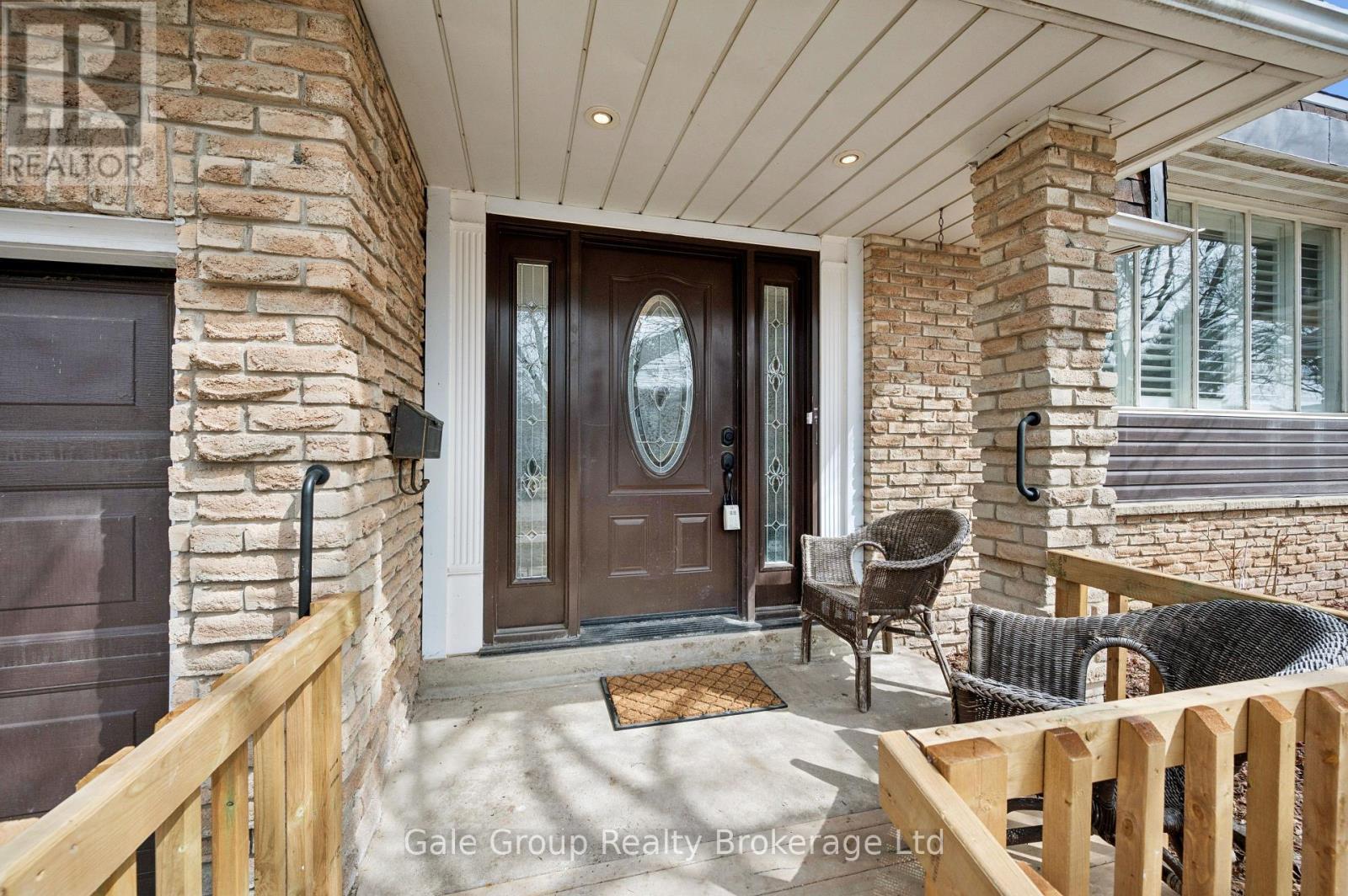 front entrance - 165 Brookside Crescent, Kitchener, ON - Outdoor