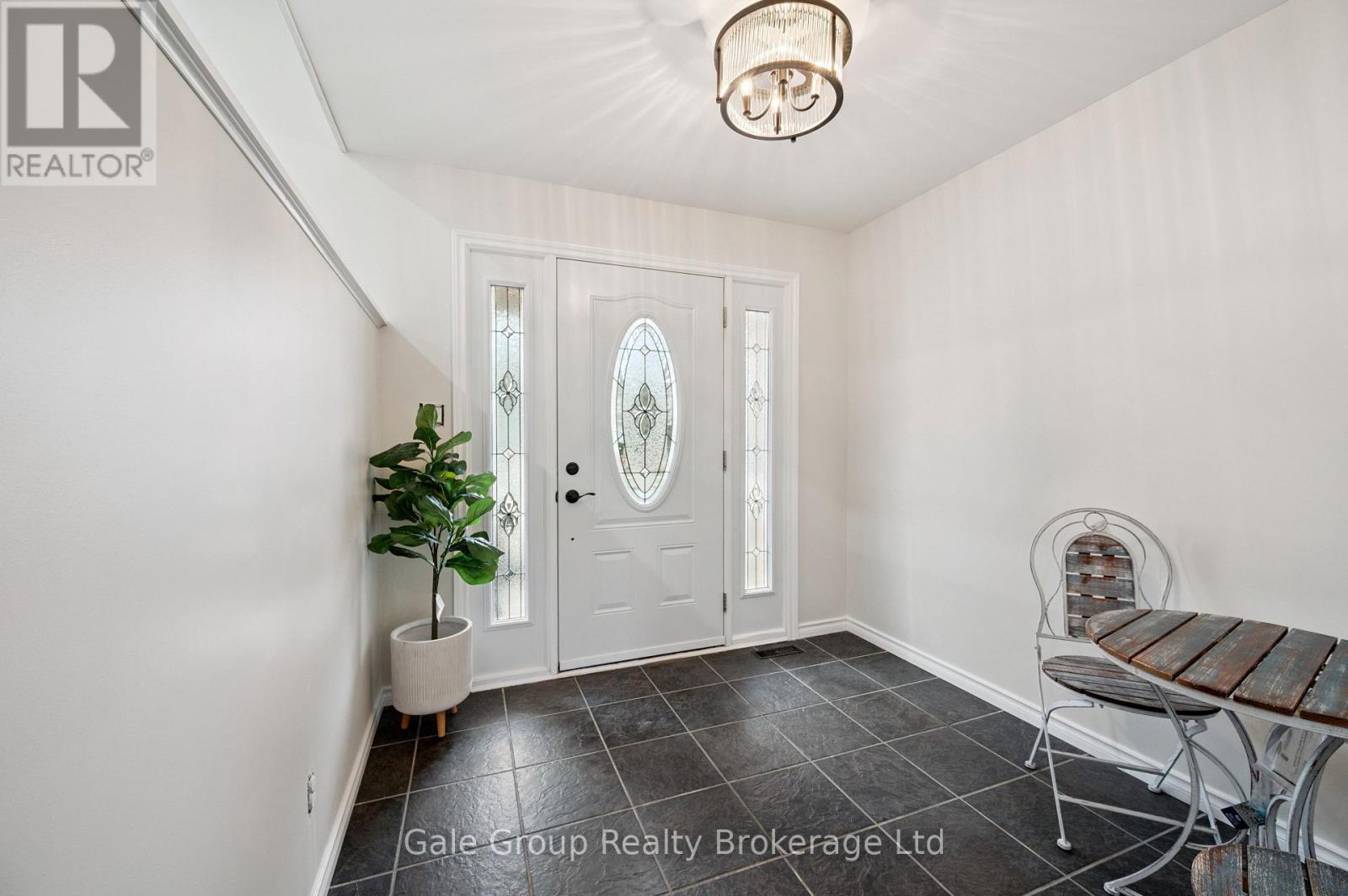 Front entrance with Italian tile - 165 Brookside Crescent, Kitchener, ON - Indoor Photo Showing Other Room