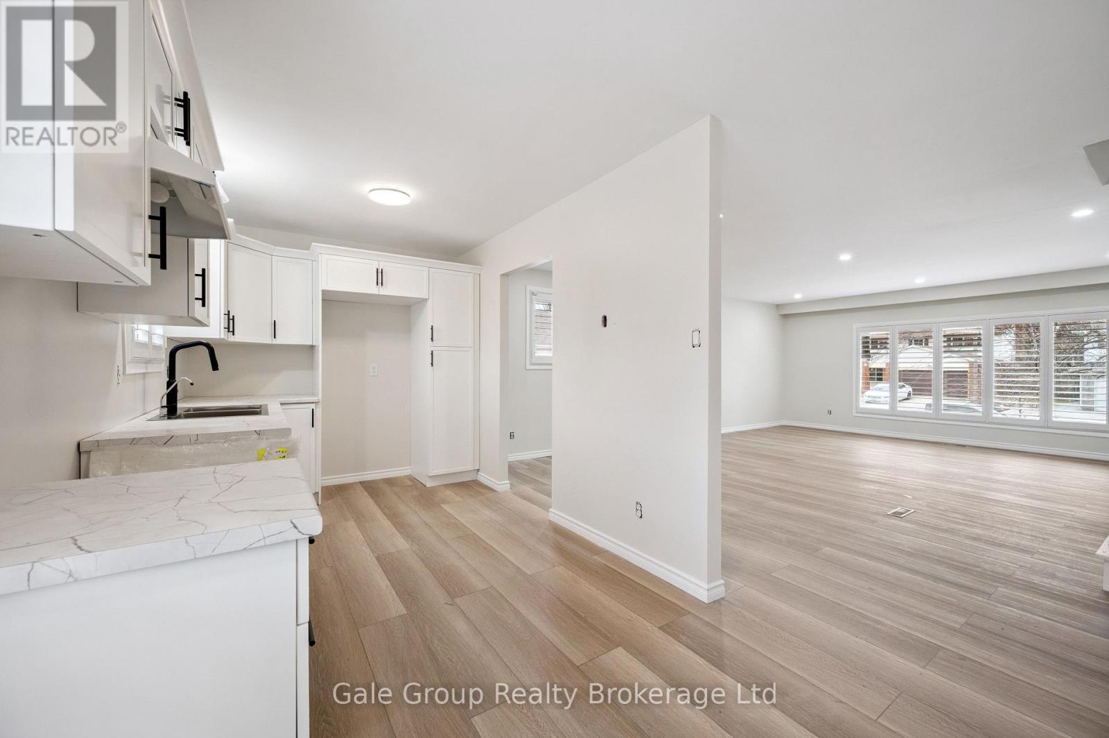 kitchen living room view - 165 Brookside Crescent, Kitchener, ON - Indoor Photo Showing Kitchen