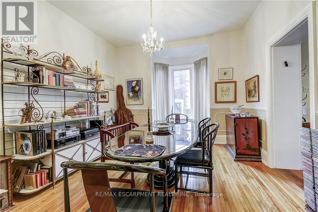 315 Aberdeen Street, Hamilton, ON - Indoor Photo Showing Dining Room
