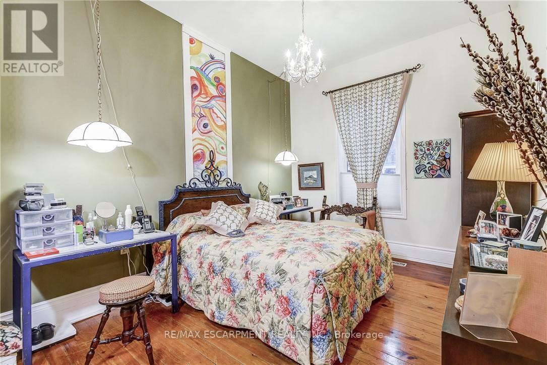 315 Aberdeen Street, Hamilton, ON - Indoor Photo Showing Bedroom