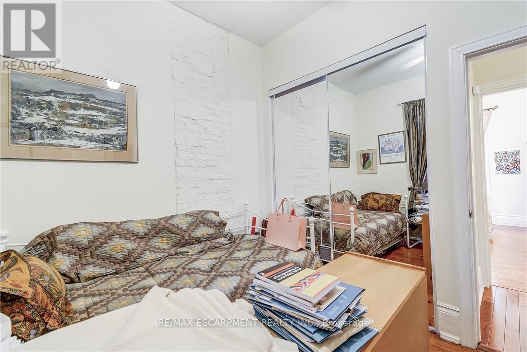 315 Aberdeen Street, Hamilton, ON - Indoor Photo Showing Other Room