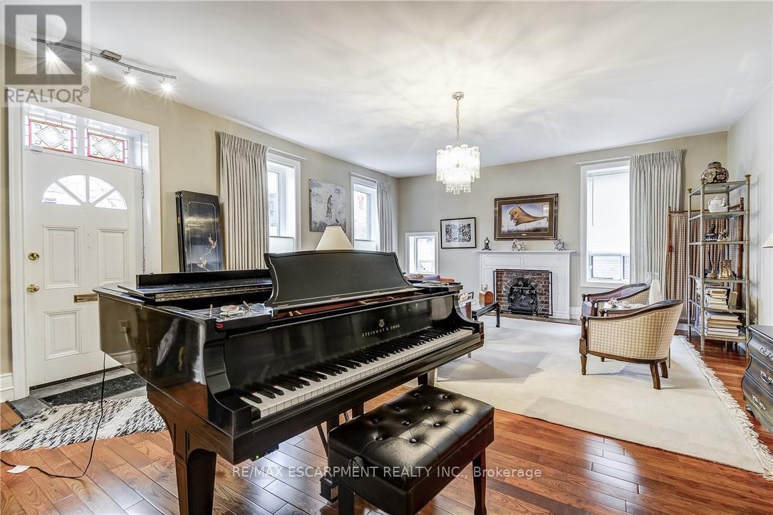 315 Aberdeen Street, Hamilton, ON - Indoor With Fireplace