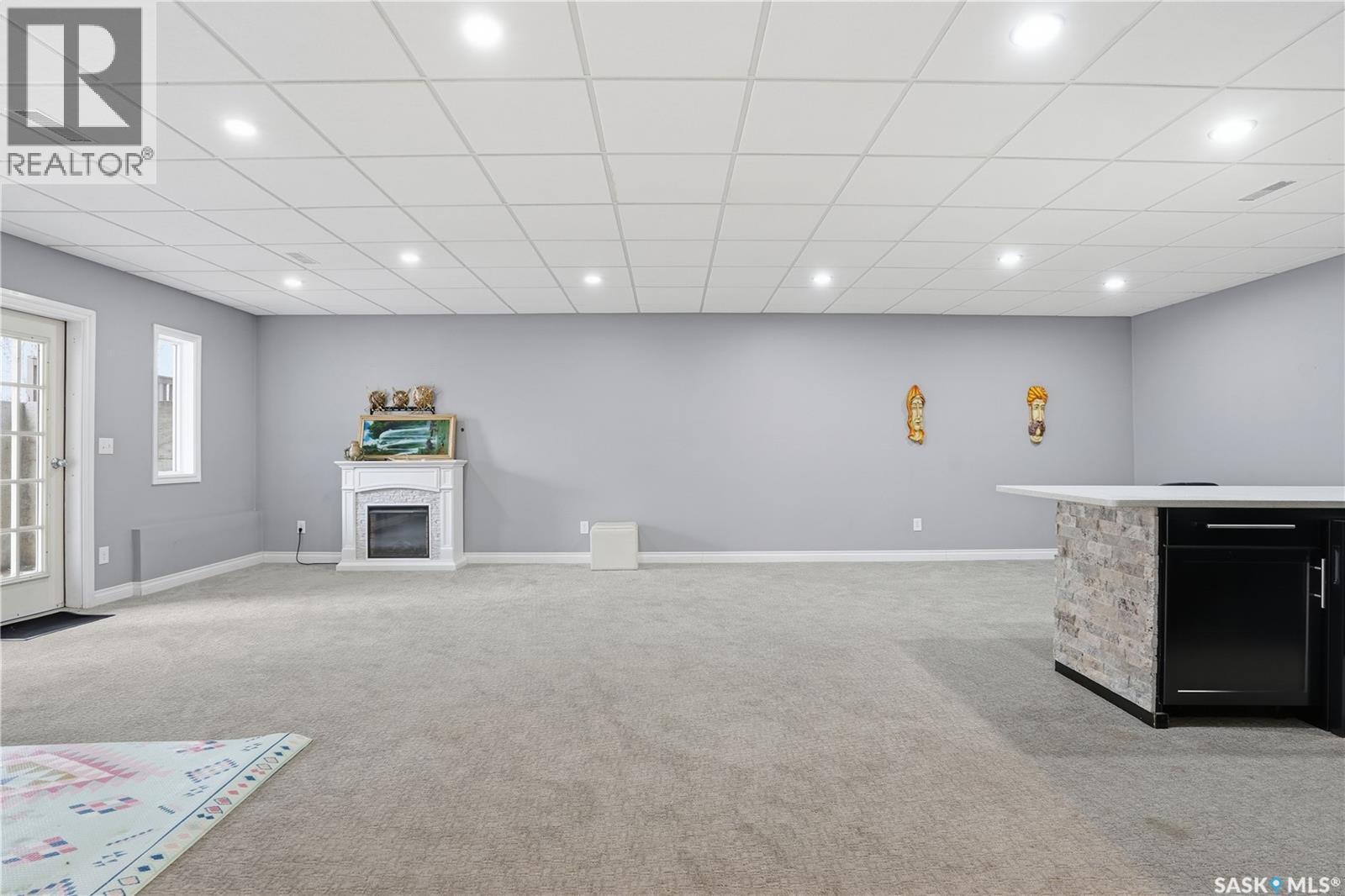 10 Meadow Bay, Lumsden, SK - Indoor