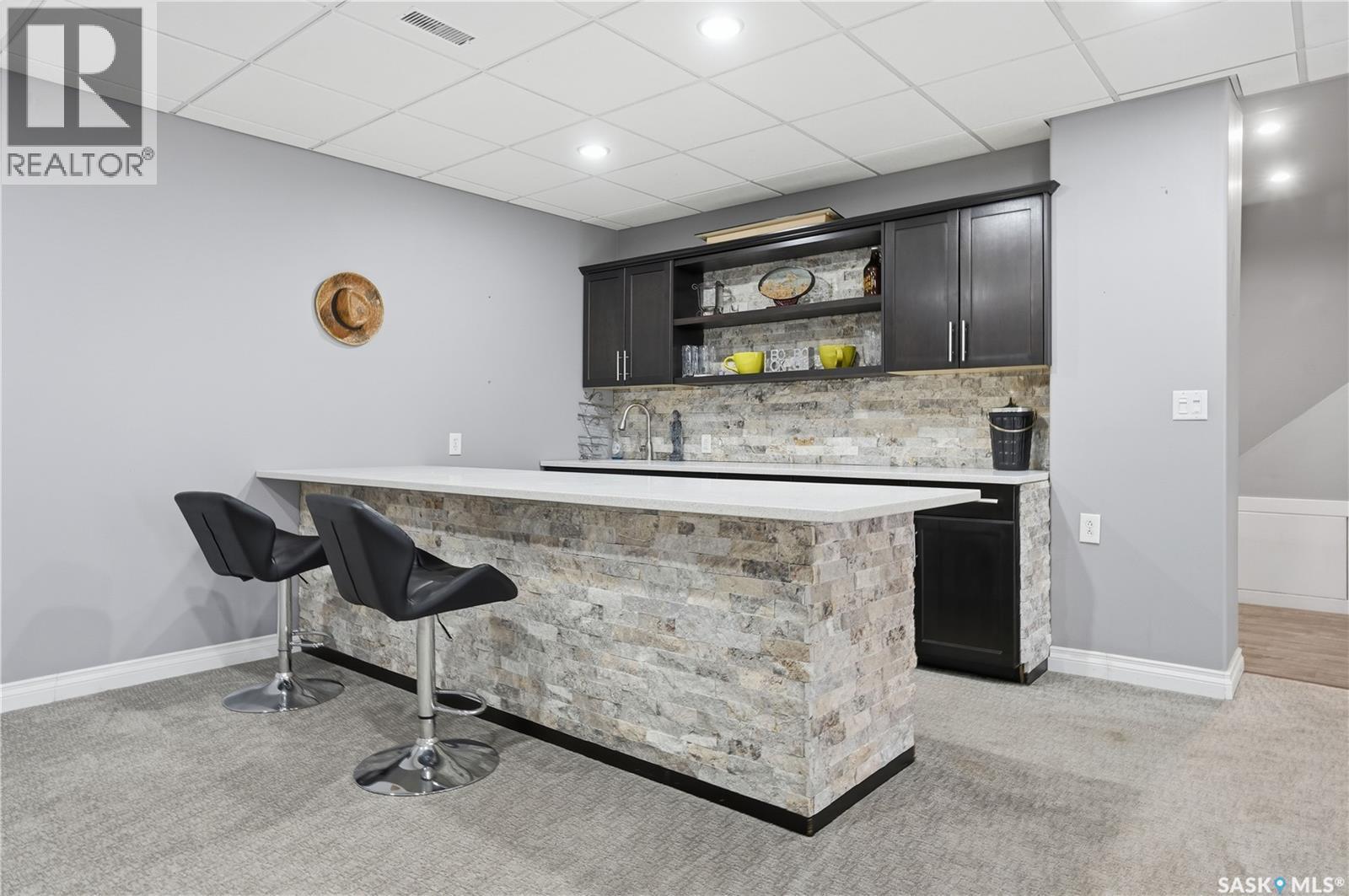 10 Meadow Bay, Lumsden, SK - Indoor