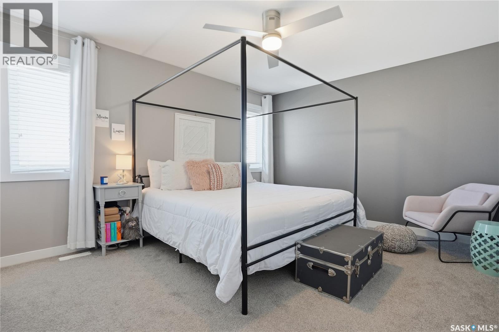 527 Maple Crescent, Warman, SK - Indoor Photo Showing Bedroom