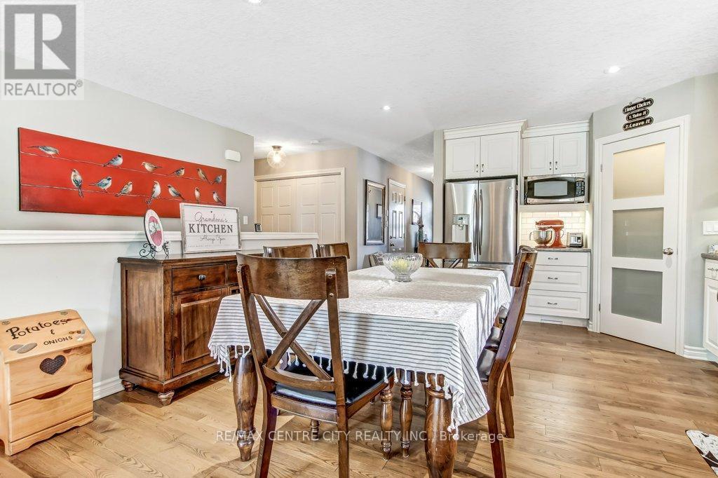 67 Peach Tree Boulevard, St. Thomas, ON - Indoor