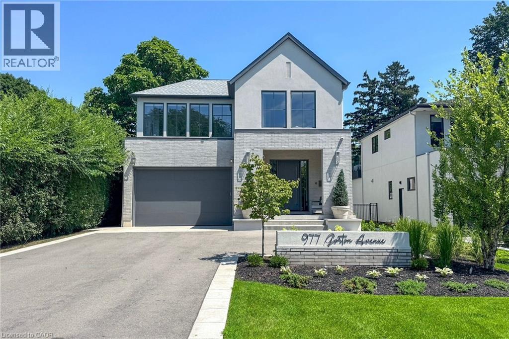 977 Gorton Avenue, Burlington, ON - Outdoor With Facade