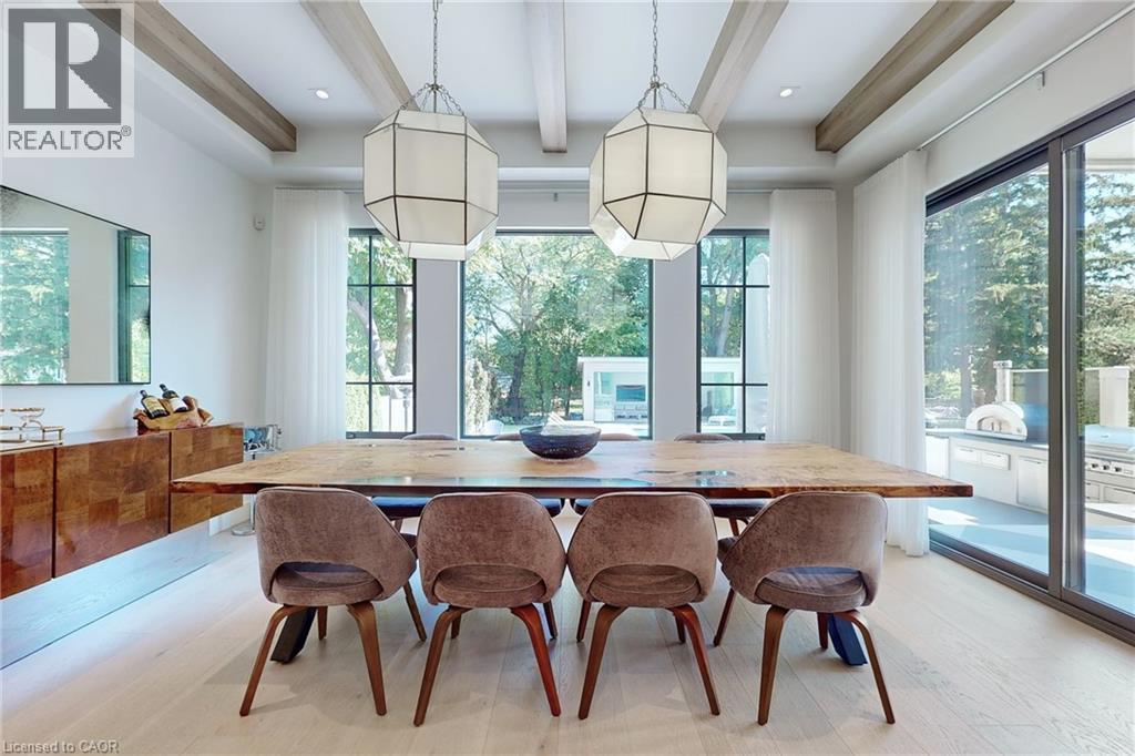 977 Gorton Avenue, Burlington, ON - Indoor Photo Showing Dining Room