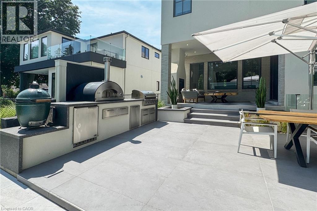 977 Gorton Avenue, Burlington, ON - Outdoor