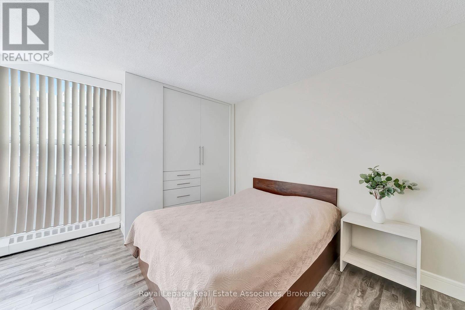 1406 - 335 Mill Road, Toronto, ON - Indoor Photo Showing Bedroom