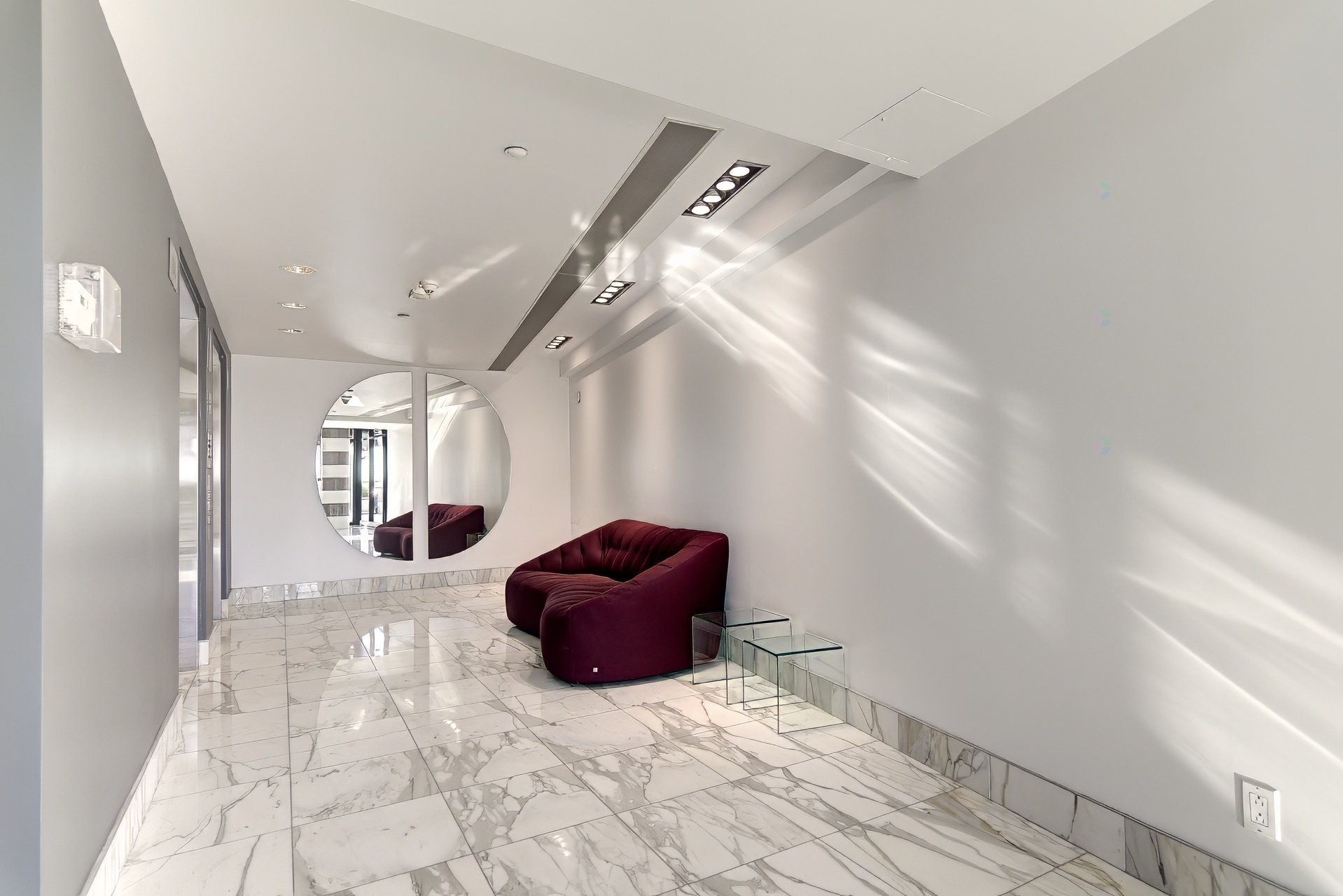 Mud Room - 704-801 Rue De La Commune E., Montréal (Ville-Marie), QC - Indoor Photo Showing Other Room