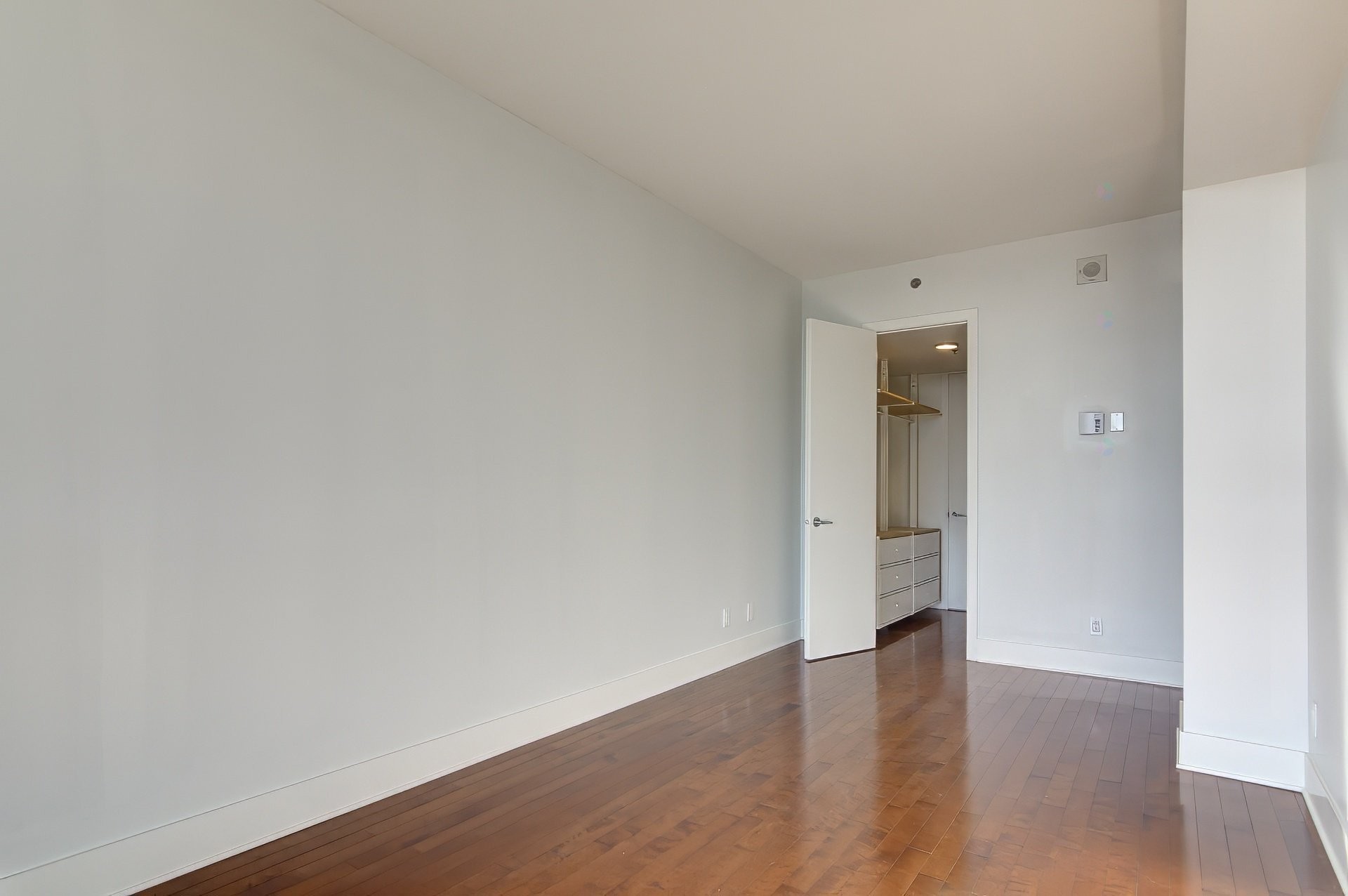 Master Bedroom - 704-801 Rue De La Commune E., Montréal (Ville-Marie), QC - Indoor Photo Showing Other Room