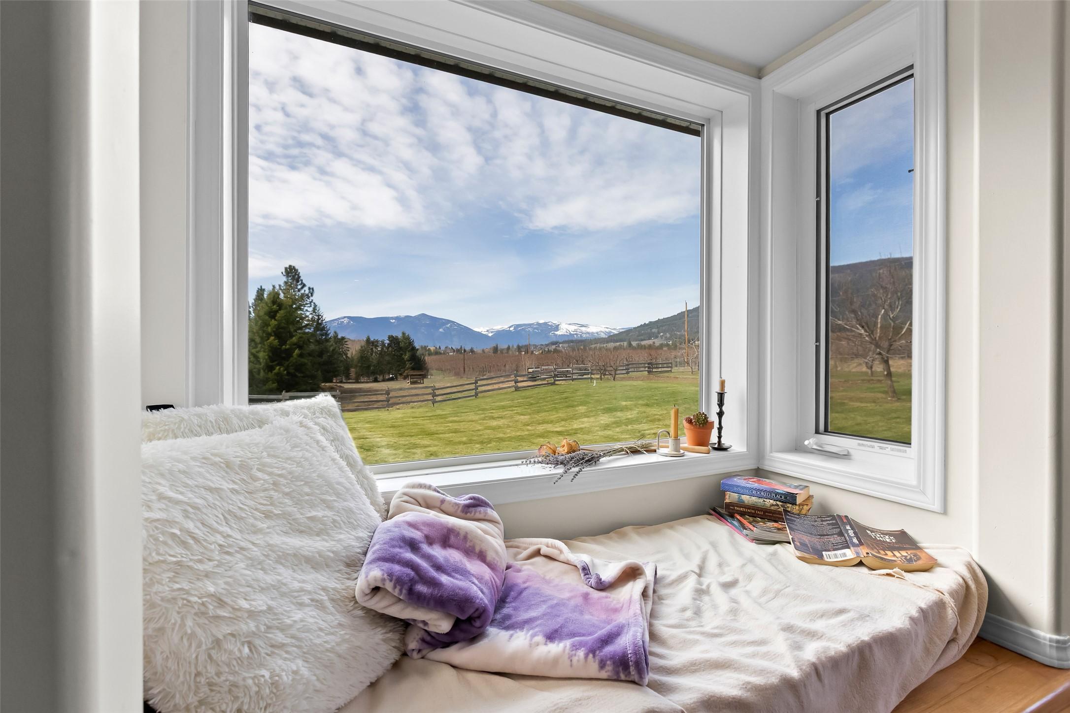 3955 46Th Street, Creston, BC - Indoor Photo Showing Other Room
