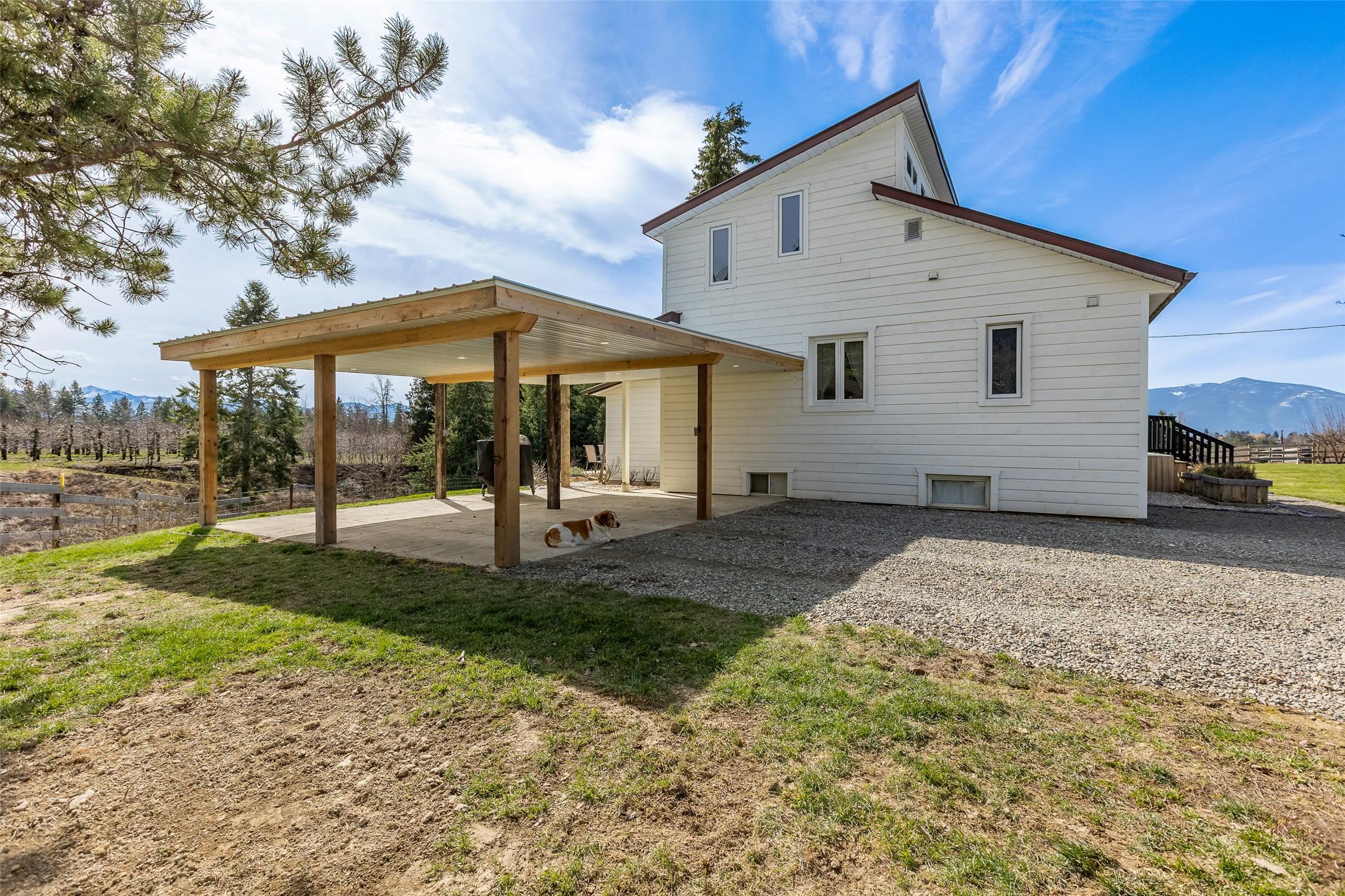 3955 46Th Street, Creston, BC - Outdoor